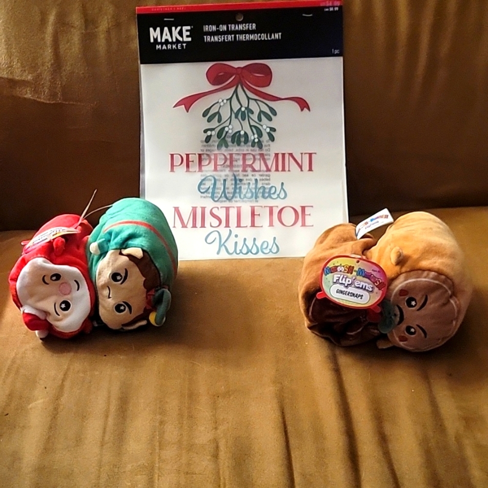 2 plush toys and one iron on.